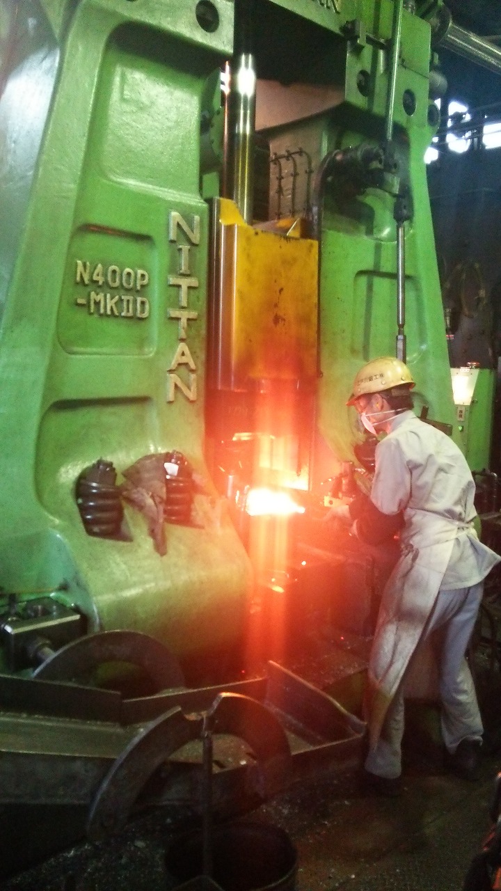 NITTAN N400ハンマー 鍛造作業 江戸川鍛工